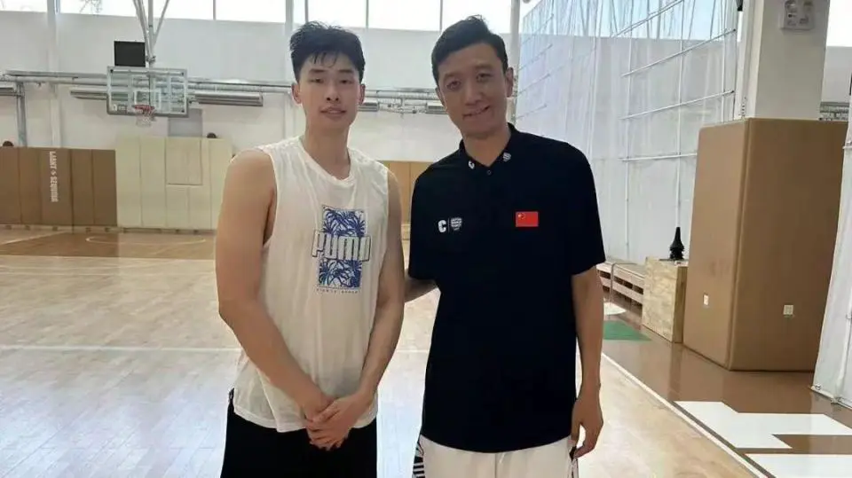 如何安排篮球主力的赛季前训练_0